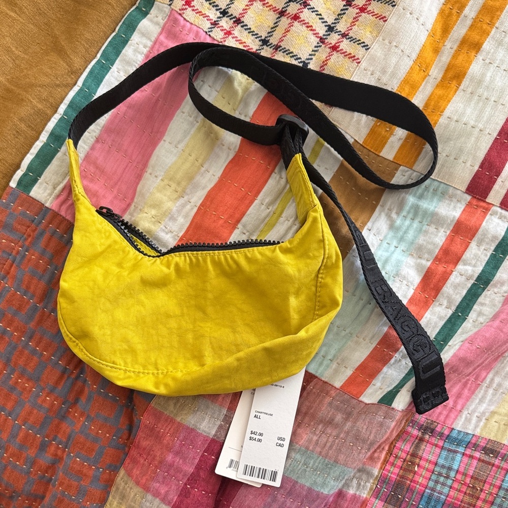 Baggu mini crescent Yellow Crossbody Bag chartreuse sour NWT